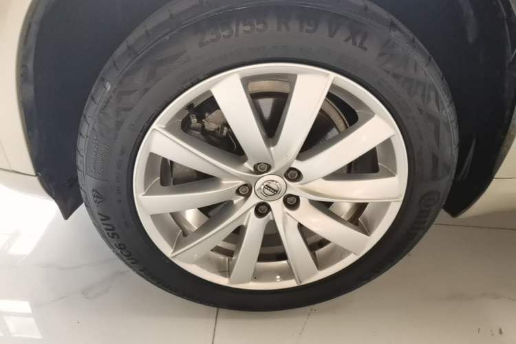 Used Volvo XC90 2015 T6 Zhiyi Edition 7-Seater Left Front Wheel Hub
