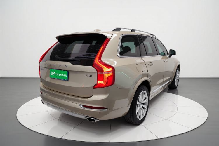 Used Volvo XC90 2015 T6 Luxury Edition 5-seater Rear Right 45 Deg
