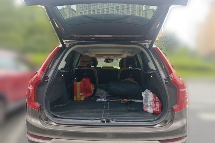 Used Volvo XC90 2015 T6 Zhiyi Edition 7-Seater Trunk