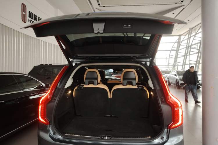 Used Volvo XC90 2015 T6 Zhiya Edition 7-seater Trunk