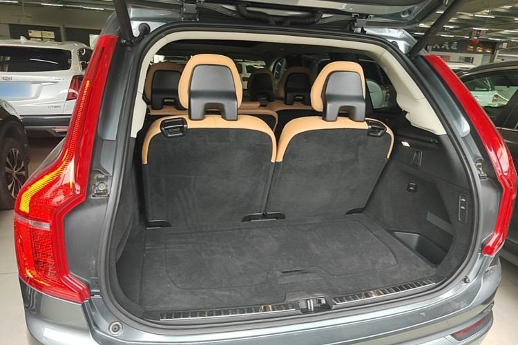 Used Volvo XC90 2015 T6 Zhiya Edition 7-seater Trunk