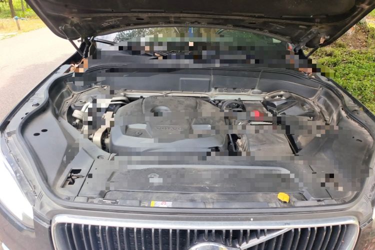 Used Volvo XC90 2015 T6 Zhiya Edition 7-seater Engine Bay