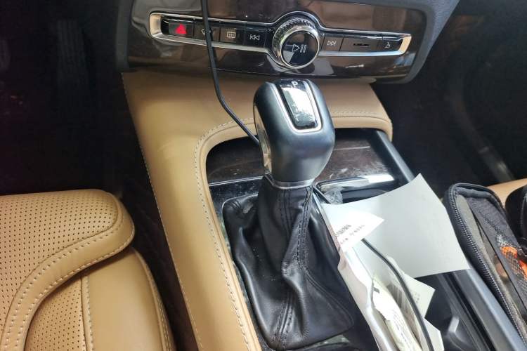 Used Volvo XC90 2015 T6 Zhiya Edition 7-seater Gear Lever