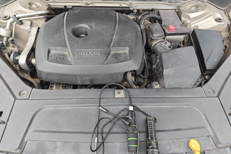 Used Volvo XC90 2015 T6 Zhiya Edition 7-seater Engine Bay