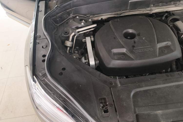 Used Volvo XC90 2015 T6 Zhiya Edition 7-seater Engine Bay Right