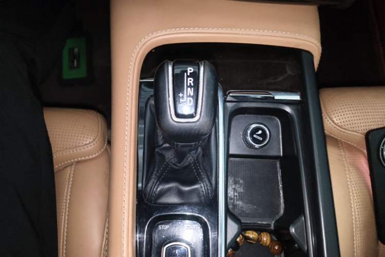 Used Volvo XC90 2015 T6 Zhiya Edition 7-seater Gear Lever