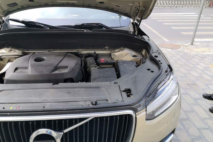 Used Volvo XC90 2015 T6 Luxury Edition 5-seater Engine Bay Left