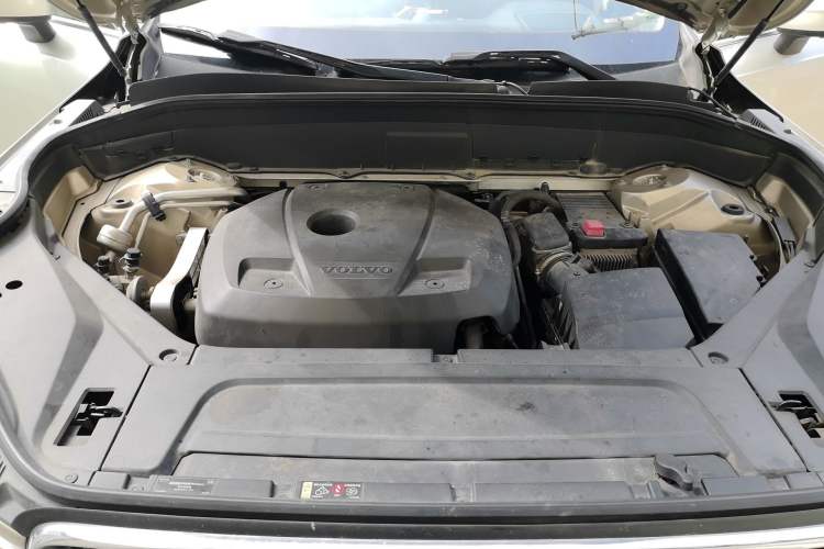 Used Volvo XC90 2015 T6 Luxury Edition 5-seater Engine Bay