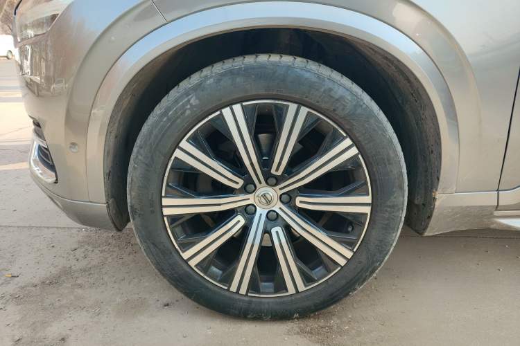 Used Volvo XC90 2015 T6 Prestige 7-Seater Exterior 7
