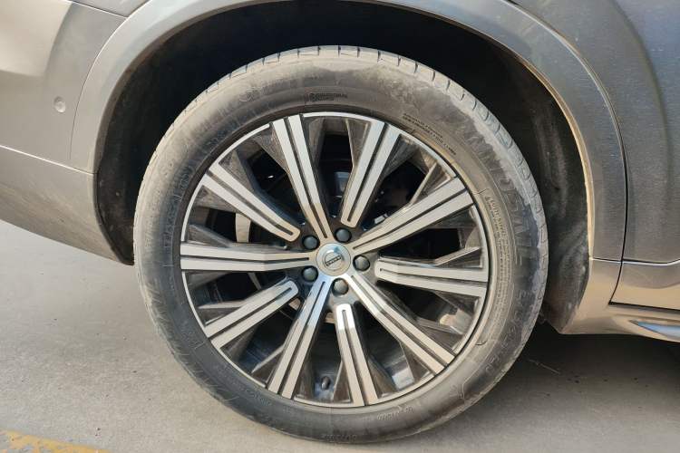 Used Volvo XC90 2015 T6 Prestige 7-Seater Exterior 8