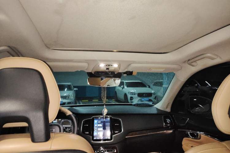 Used Volvo XC90 2015 T6 Luxury Edition 5-seater Headliner