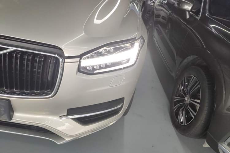 Used Volvo XC90 2015 T6 Zhiya Edition 7-seater Left Front Headlight