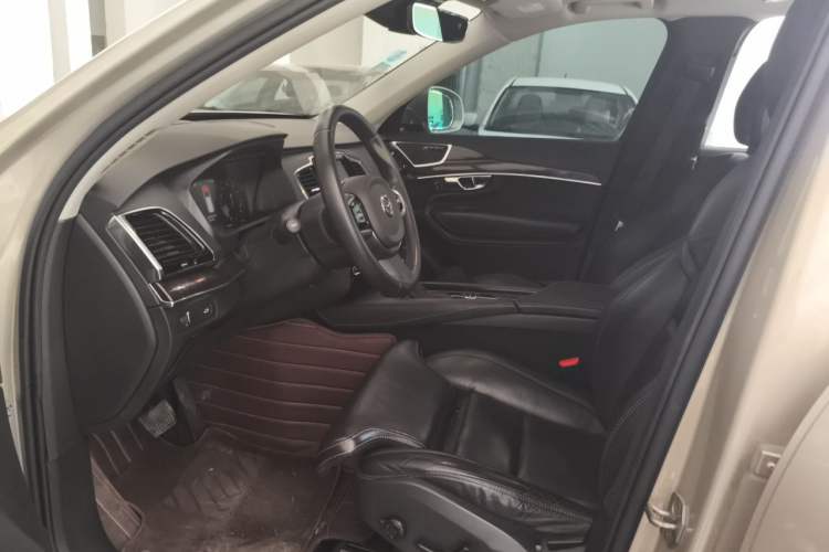 Used Volvo XC90 2015 T6 Luxury Edition 5-seater Left Front Seat