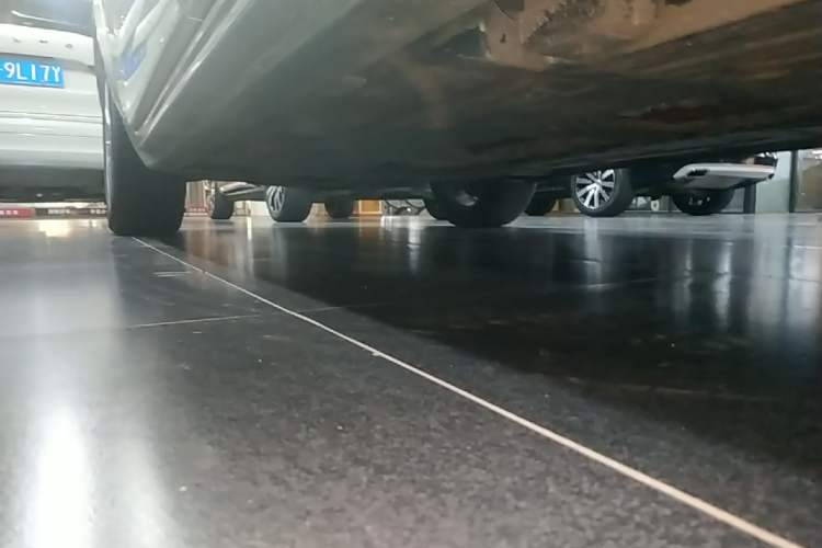 Used Volvo XC90 2015 T6 Luxury Edition 5-seater Left Side Sill