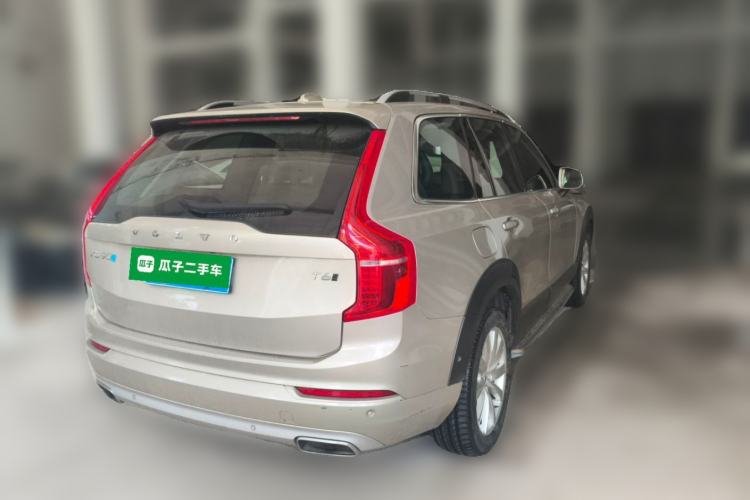 Used Volvo XC90 2015 T6 Luxury Edition 5-seater Rear Right 45 Deg