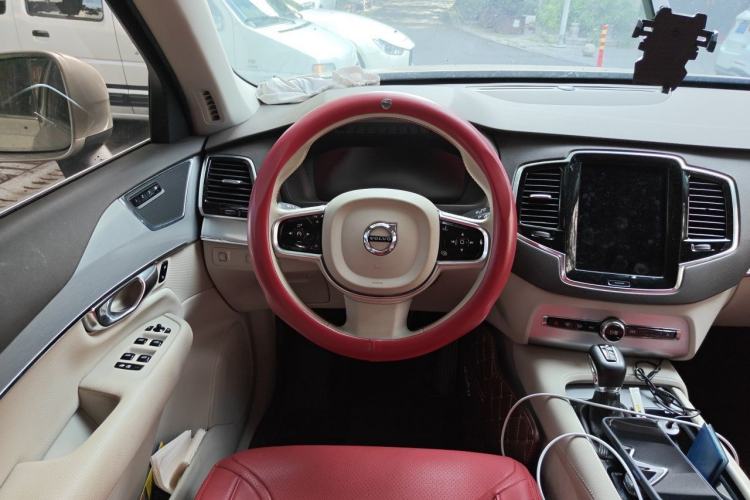 Used Volvo XC90 2015 T6 Luxury Edition 5-seater Steering Wheel