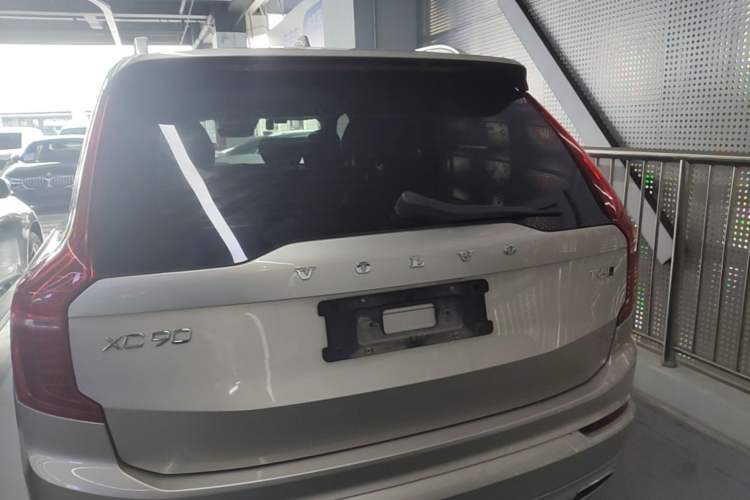 Used Volvo XC90 2015 T6 Zhiya Edition 7-seater Trunk
