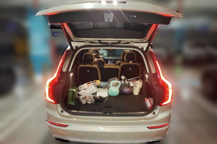 Used Volvo XC90 2015 T6 Luxury Edition 5-seater Trunk