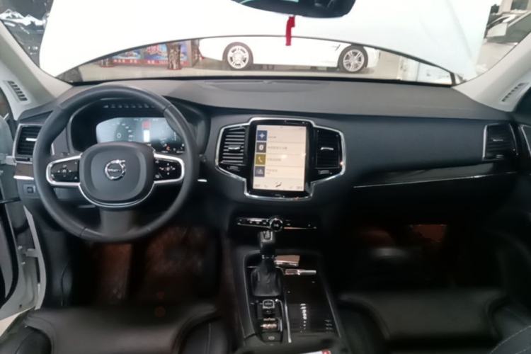 Used Volvo XC90 2015 T6 Zhiya Edition 7-seater Center Console