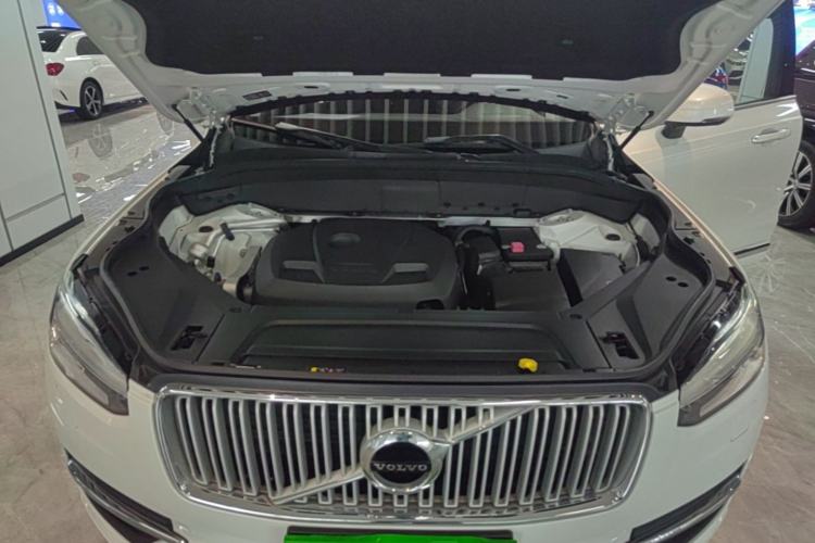 Used Volvo XC90 2015 T6 Zhiya Edition 7-seater Engine Bay
