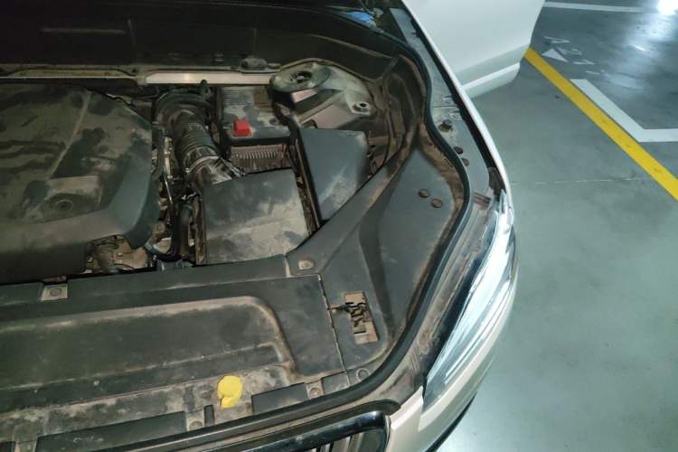 Used Volvo XC90 2015 T6 Zhiyi Edition 7-Seater Engine Bay Left