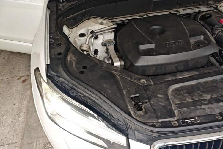 Used Volvo XC90 2015 T6 Zhiya Edition 7-seater Engine Bay Right