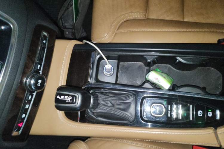 Used Volvo XC90 2015 T6 Zhiya Edition 7-seater Gear Lever