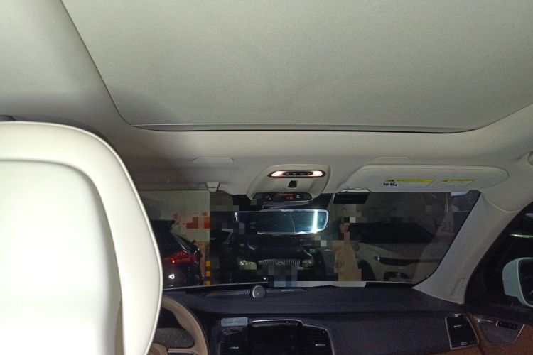 Used Volvo XC90  Headliner