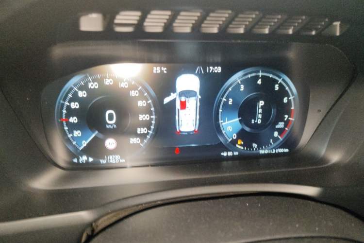 Used Volvo XC90 2015 T6 Zhiya Edition 7-seater Instrument Cluster