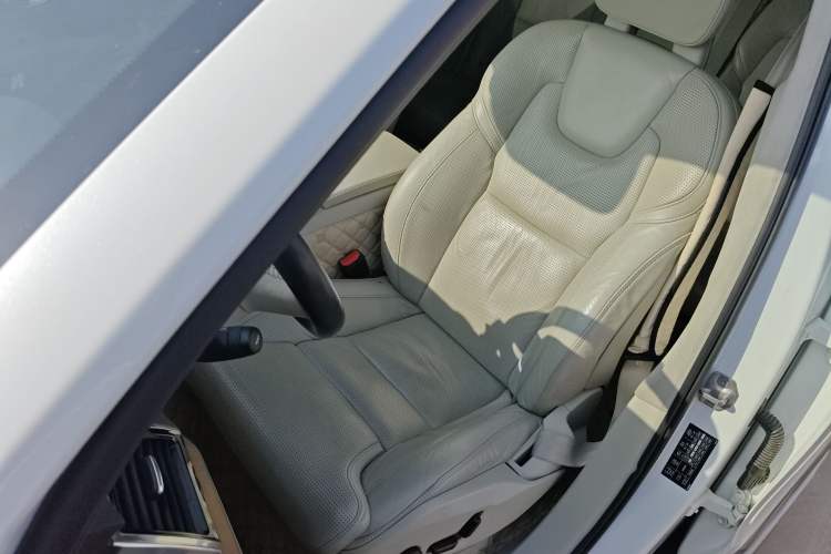 Used Volvo XC90 2015 T6 Zhiya Edition 7-seater Left Front Seat
