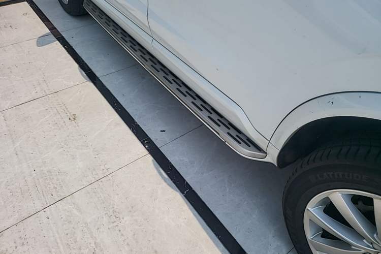 Used Volvo XC90 2015 T6 Zhiya Edition 7-seater Left Side Sill