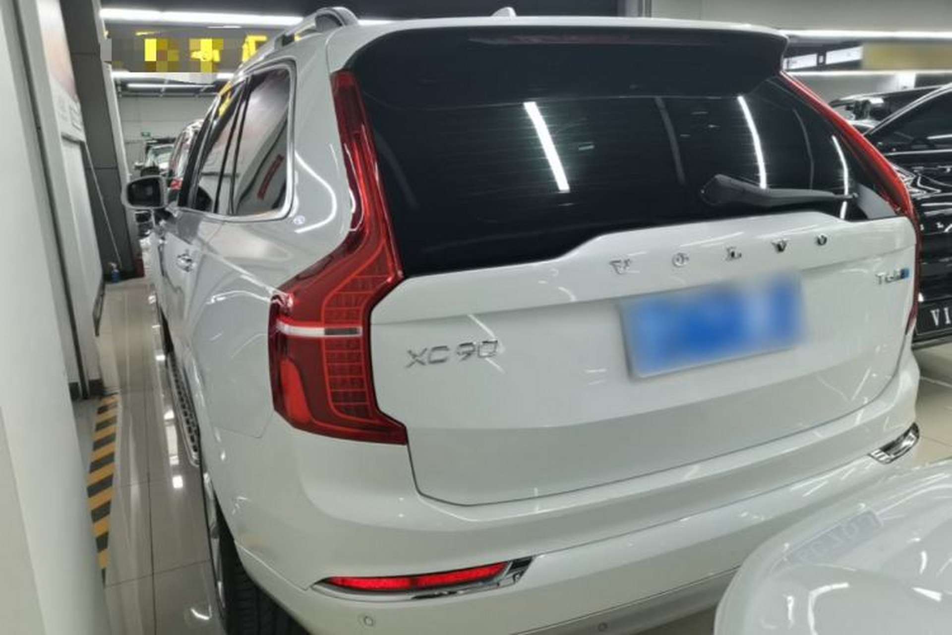 Used Volvo XC90 2015 T6 Prestige 7-Seater Rear Left 45 Deg