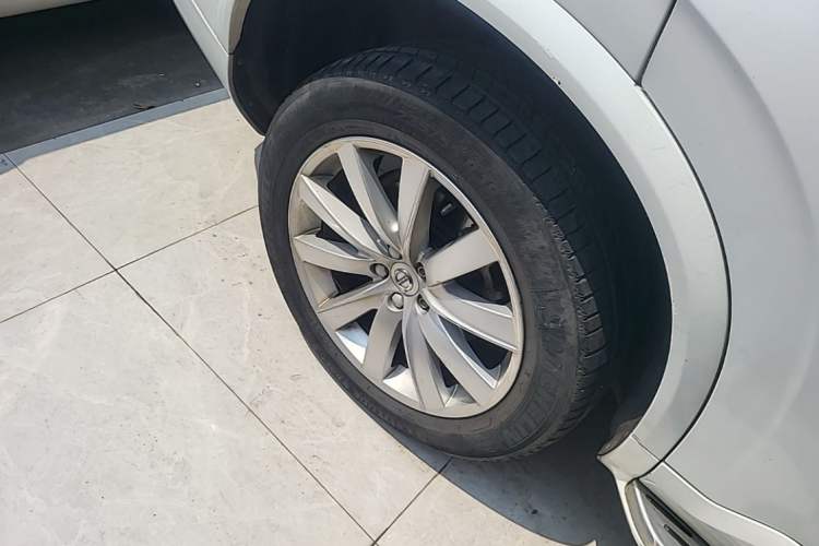 Used Volvo XC90 2015 T6 Zhiya Edition 7-seater Right Rear Wheel Hub