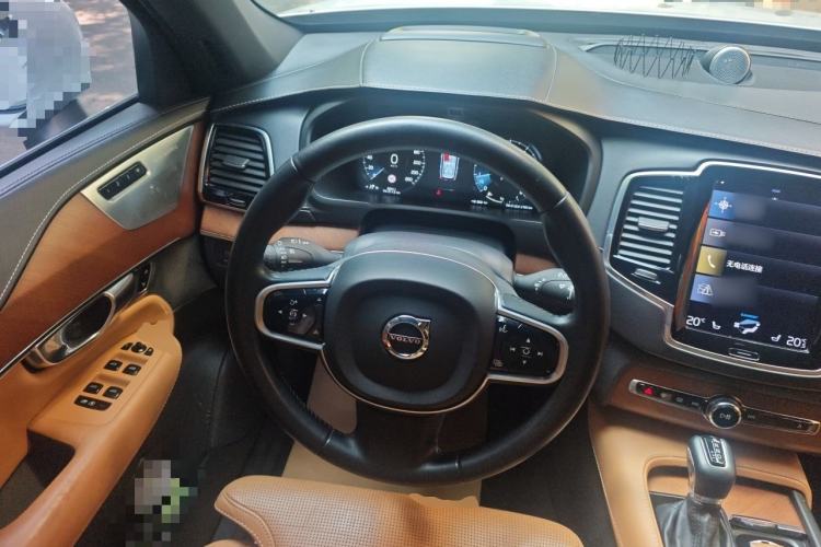 Used Volvo XC90 2015 T6 Prestige 7-Seater Steering Wheel