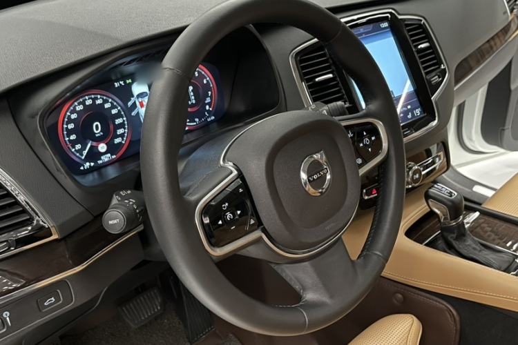 Used Volvo XC90 2015 T6 Zhiya Edition 7-seater Steering Wheel
