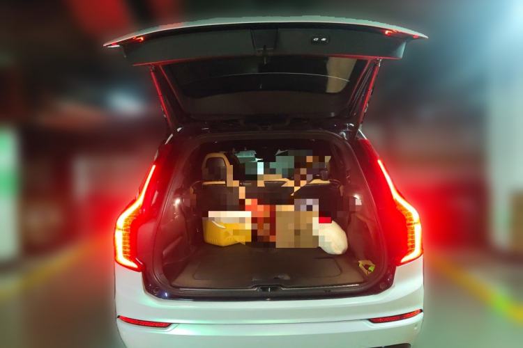 Used Volvo XC90 2015 T6 Zhiyi Edition 7-Seater Trunk