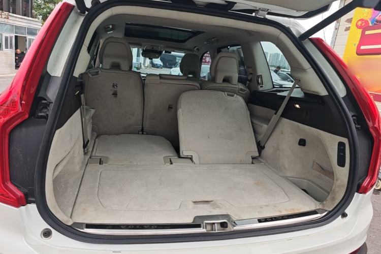 Used Volvo XC90 2015 T6 Zhiya Edition 7-seater Trunk