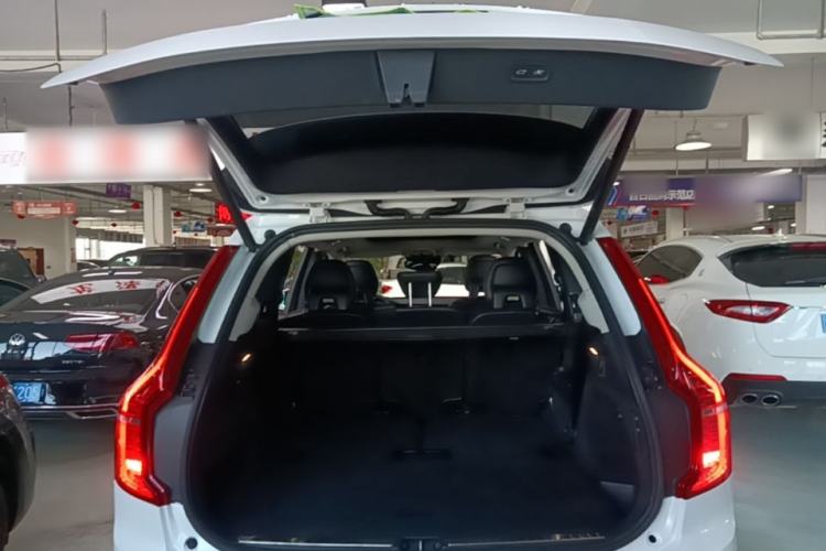 Used Volvo XC90 2015 T6 Zhiya Edition 7-seater Trunk