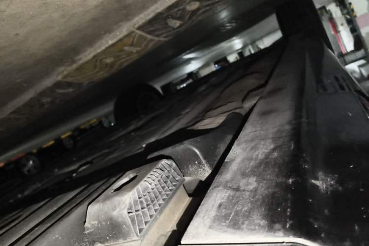 Used Volvo XC90 2016 T5 Zhiyi Edition 7-Seater Chassis Rear Left