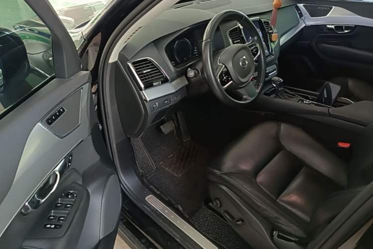 Used Volvo XC90 2016 T5 Zhiyi Edition 7-Seater Driver Seat