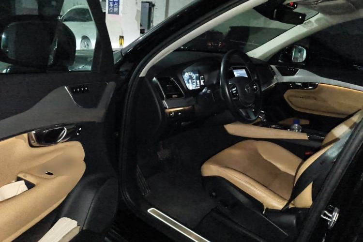 Used Volvo XC90 2016 T5 Zhiyi Edition 7-Seater Driver Seat