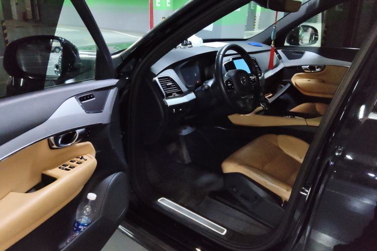 Used Volvo XC90 2016 T5 Zhiyi Edition 7-Seater Driver Seat