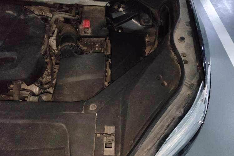 Used Volvo XC90 2016 T5 Zhiyi Edition 7-Seater Engine Bay Left