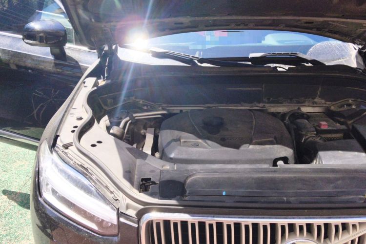Used Volvo XC90 2016 T5 Zhiyi Edition 7-Seater Engine Bay Right