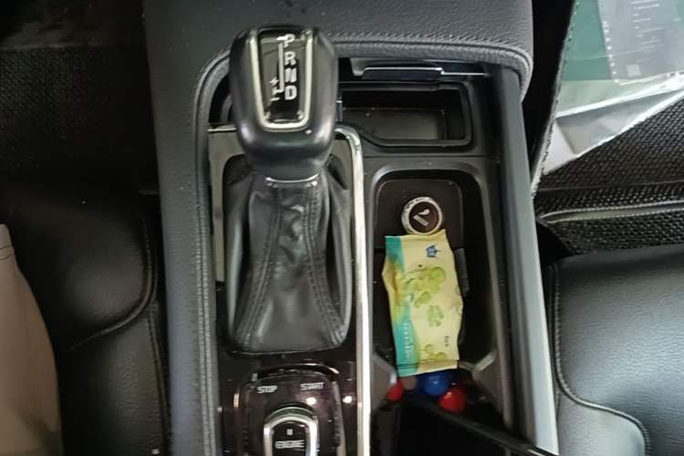 Used Volvo XC90 2016 T5 Zhiyi Edition 7-Seater Gear Lever