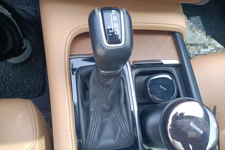Used Volvo XC90 2016 T5 Zhiyi Edition 7-Seater Gear Lever