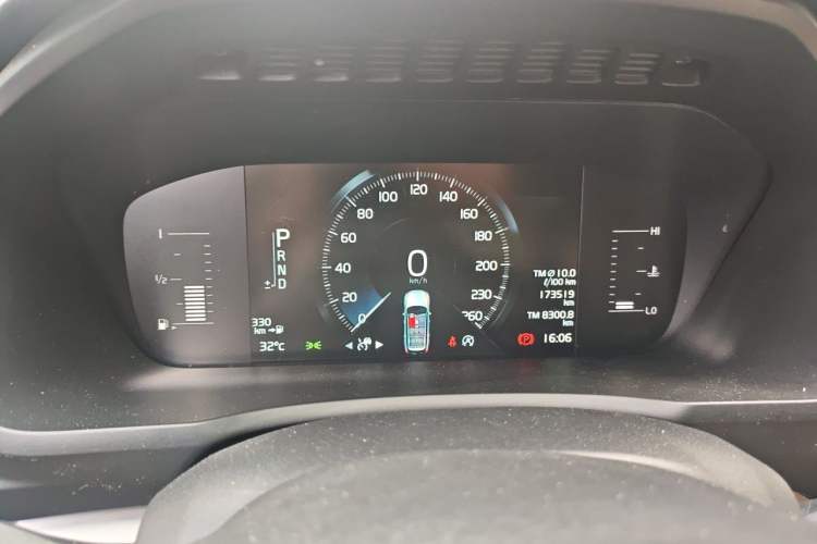 Used Volvo XC90 2016 T5 Zhiyi Edition 7-Seater Instrument Cluster