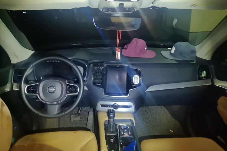 Used Volvo XC90 2016 T5 Zhiyi Edition 7-Seater Interior 2