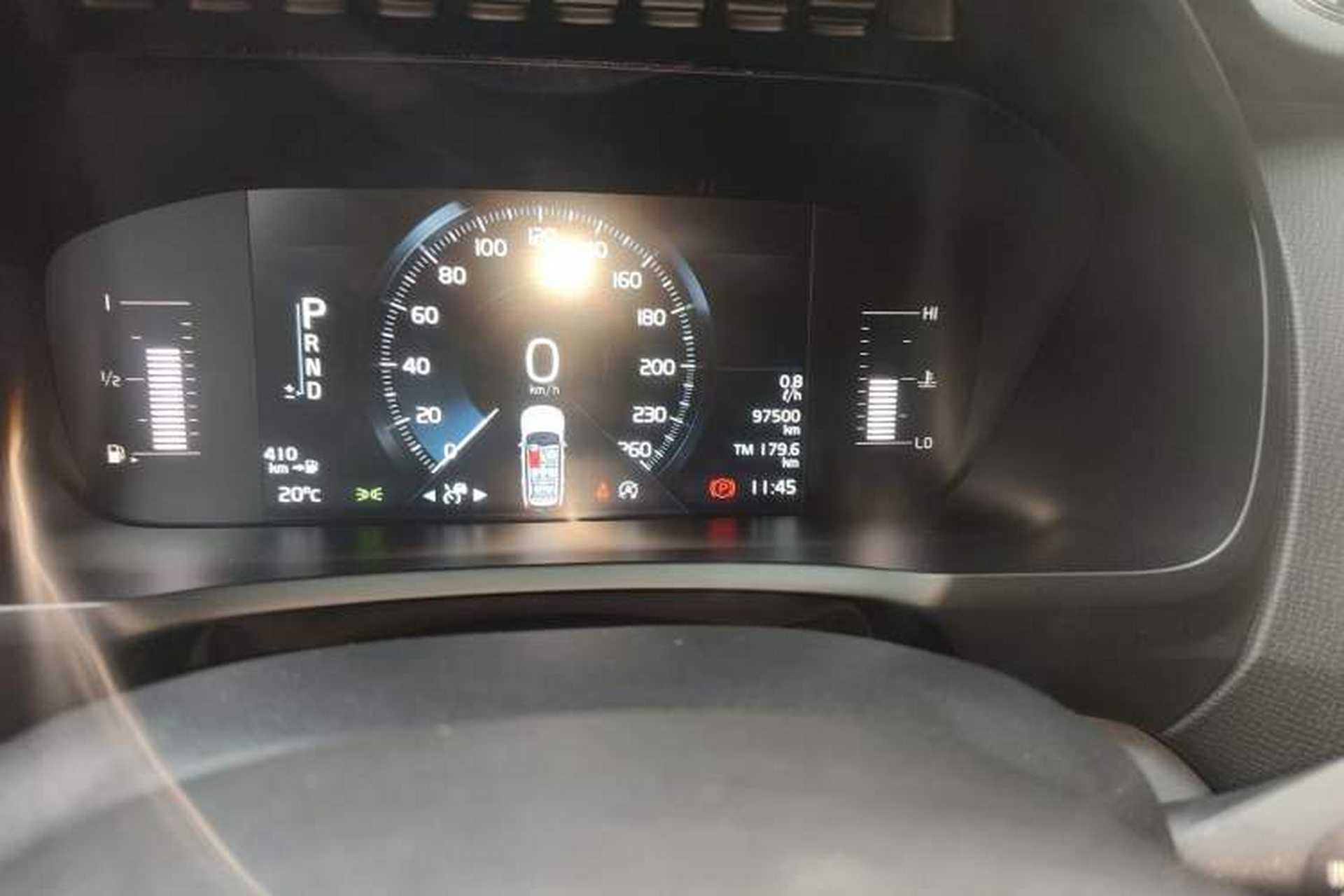 Used Volvo XC90 2016 T5 Zhiyi Edition 7-Seater Odometer Close Up