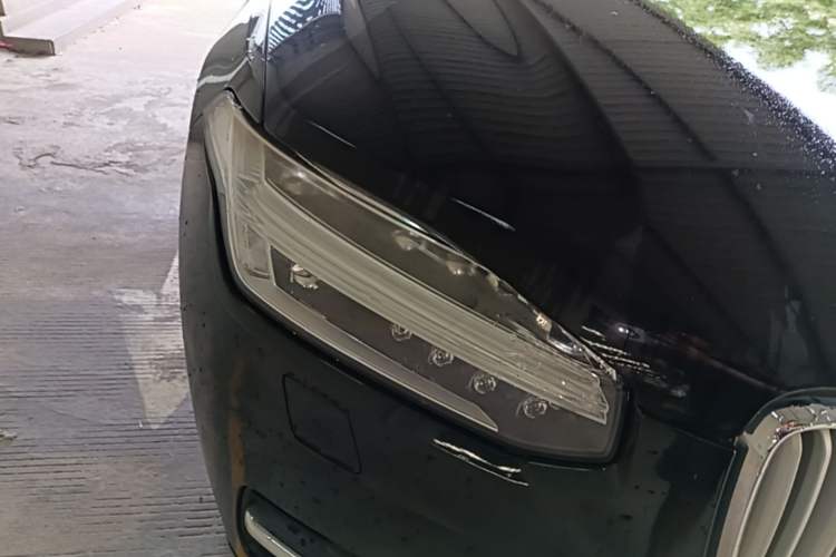 Used Volvo XC90 2016 T5 Zhiyi Edition 7-Seater Right Front Headlight